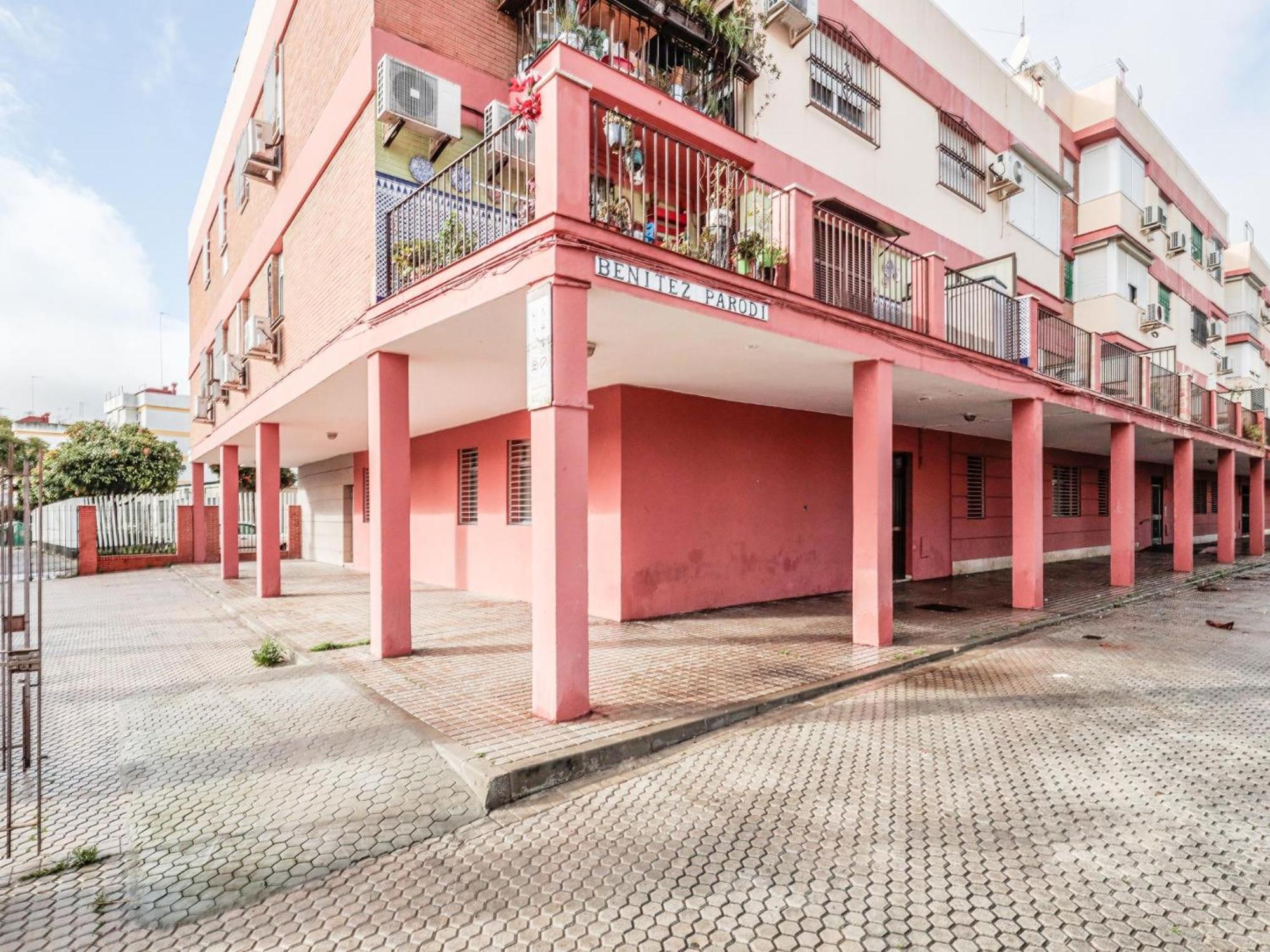 Benitez Parodi Recien Reformado Zona Multicultural Apartment Seville